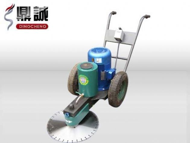 點(diǎn)擊查看詳細(xì)信息<br>標(biāo)題：手推式切樁機(jī) 閱讀次數(shù)：13519