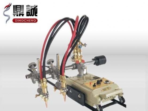 點擊查看詳細信息<br>標題：雙頭多頭火焰切割機 閱讀次數：4628