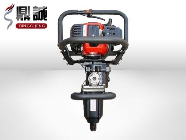 點擊查看詳細信息<br>標題：便攜式內燃扳手 閱讀次數：4449