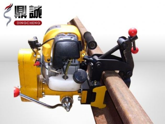 點(diǎn)擊查看詳細(xì)信息<br>標(biāo)題：內(nèi)燃鋼軌鉆孔機(jī) 閱讀次數(shù)：4744