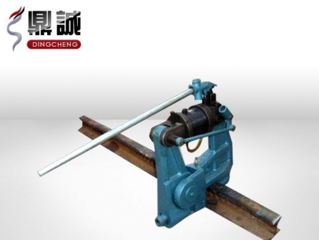 點(diǎn)擊查看詳細(xì)信息<br>標(biāo)題：液壓鋼軌擠孔機(jī) 閱讀次數(shù)：4479
